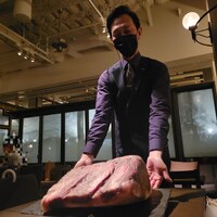薪焼ステーキ コケット - 黒毛和牛の肉塊