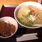 酒蔵レストラン宝 - 沖縄そばミニカレー丼セット（\880-）