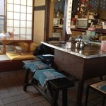 桜井焼そば屋 - １卓だけの鉄板テーブル