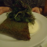 ラミティエ - メイン（豚スペアリブのコンフィーの香草パン粉焼き）