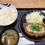 松のや - 山盛りおろしロースカツ定食690円がキャンペーンで500円、ご飯特盛無料(2022.1.14)