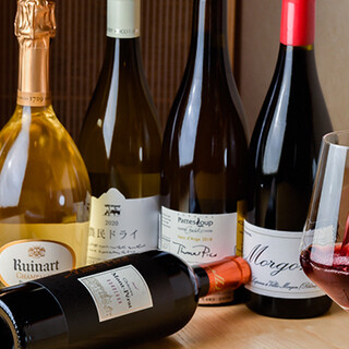 ワイン充実◎ナチュールワインや日本酒も豊富に揃えています