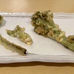 天ぷらとワイン大塩 - 山菜3種