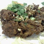 アーンドラ・ダイニング - マトン・ヴェプドゥのアップ