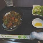 和ダイニング 四季彩 - 野菜かき揚げ丼（５００円）