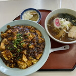 泉食堂 - 麻婆豆腐丼 半ラーメンセット