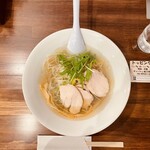 貝出汁と牛 麺処リュウグウ - 