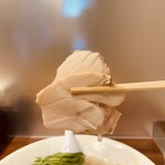 貝出汁と牛 麺処リュウグウ - 