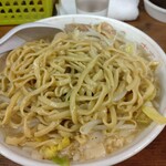 ラーメン二郎 - 野菜と一緒にﾓｯｺﾘ~