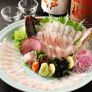 板前が捌く！活魚・活貝ならではの新鮮な味わいと食感を堪能