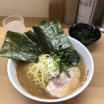 横浜ラーメン 町田家 - 