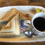 サファリ - 2022/02/21
モーニングセット 550円
✳︎ホットサンド & コーヒー
9:00〜11:00