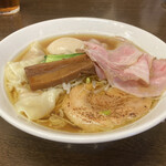 麺屋 七利屋 - 特製中華そば 1050円