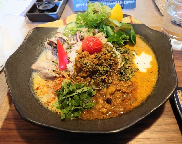 スパイスキッチン 倍音（Spice Kitchen 倍音） - 神楽岡（カレー）の写真