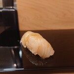 鮨屋 とんぼ - ヒラメ