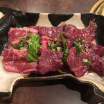 焼肉 ひまわり亭 - 左カルビ、ハラミ、ロース