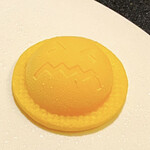 ガストロノミー ジョエル・ロブション - レモンのプチフール。よく見るとこの表情（なぜ！）