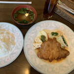 キッチン マカベ - ポークジンジャー（ロース）定食