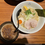 みつ星製麺所 -  濃厚つけ麺(大) 820円