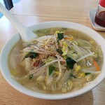 中華天一景 - 胡椒を掛けたタンメン