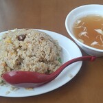 味の横綱 - チャーハン(スープ付き)