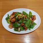 東京飯店 - 鶏の辛子煮