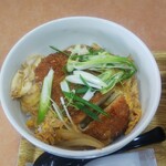 小さな食堂 ヒロ - カツ丼 ※更に拡大 (2022.02.22)