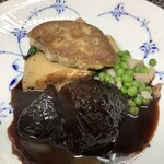 ビストロ じゅん - ある日のディナー季節料理　赤ワイ煮　フォアグラ添え