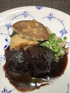ビストロ じゅん - ある日のディナー季節料理　赤ワイ煮　フォアグラ添え