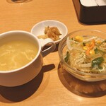 Chuugokuryouri Toukaen - スープ、サラダ