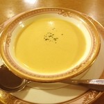 洋食 花乃湯 - コーンスープ