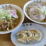 青竹手打ラーメン 日向屋 - メンマラーメン(ねぎ多め)､その他。