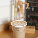 コーヒースタンド ポレポレ - ２０２２年２月再訪：カフェラテ☆