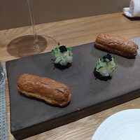 フィエルテ - 名物のエクレアのアミューズ