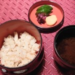 Hoteru Gajoen Toukyou - ご飯 赤出汁 香の物