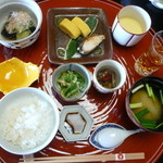 料亭旅館　いちい亭 - 朝食　アツアツ。。体が温まります♪