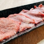 Black Birch Beef “Salted beef tongue” <1 to 3 servings>