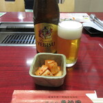 宮崎牛第一号指定店 焼肉の幸加園 - 瓶ビールとカクテキ(大根)