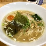 ラーメン しまそば - 塩ラーメン 680円(税込)