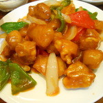 四川料理 川府 - 酢豚　料理もボリュームたっぷり