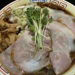 サバ６製麺所 - サバ醤油そば730円