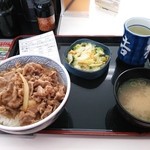 Yoshinoya - 牛丼Bセット。