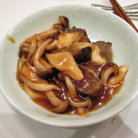 ホテルオークラレストラン名古屋 中国料理 桃花林 - 牛肉とキノコ
