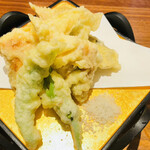 横浜 酒槽 - アナゴの天ぷら
