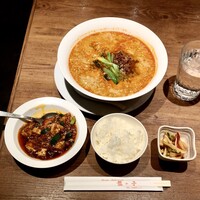 四川料理 龍の子 - 