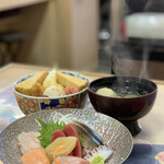 Purattosushi - 皿盛り海鮮丼