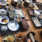 萬屋 - 