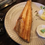うみからそらへ - ホッケの塩焼き 一夜干しかな？ メガネと比較して下さい