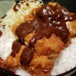 とりほまれ - 信玄どりの鳥カツ丼のデミ味噌ソース　1,100円