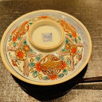 炭火割烹 庵 - 骨董品の蓋物だそうです。